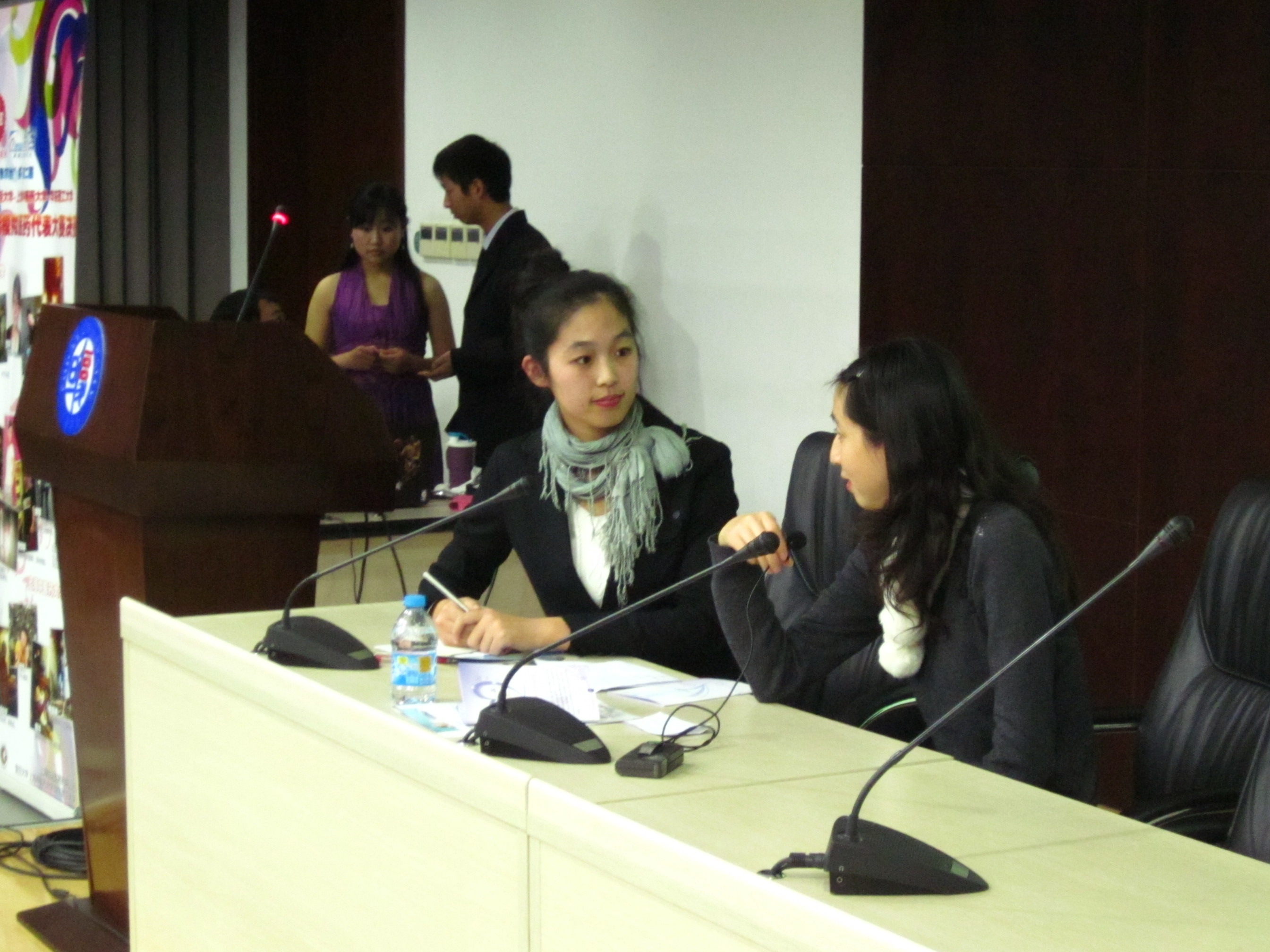 必赢官网施歌进行“百里挑一”环节比赛